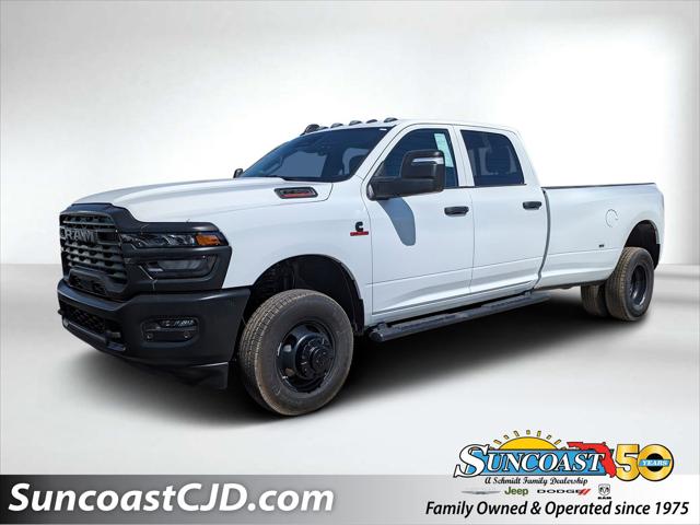 2025 RAM Ram 3500 RAM 3500 TRADESMAN CREW CAB 4X4 8 BOX