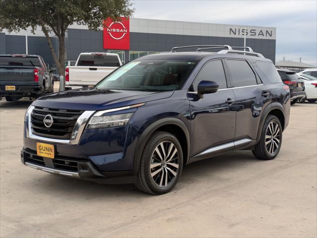 2023 Nissan Pathfinder Platinum FWD