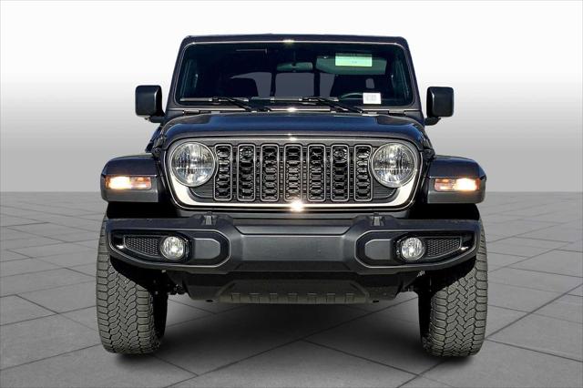 2025 Jeep Gladiator GLADIATOR NIGHTHAWK 4X4