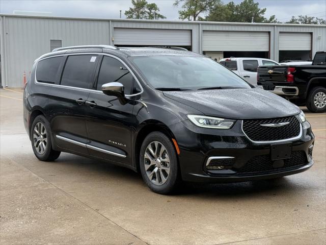 2025 Chrysler Pacifica Hybrid PACIFICA PLUG-IN HYBRID PINNACLE