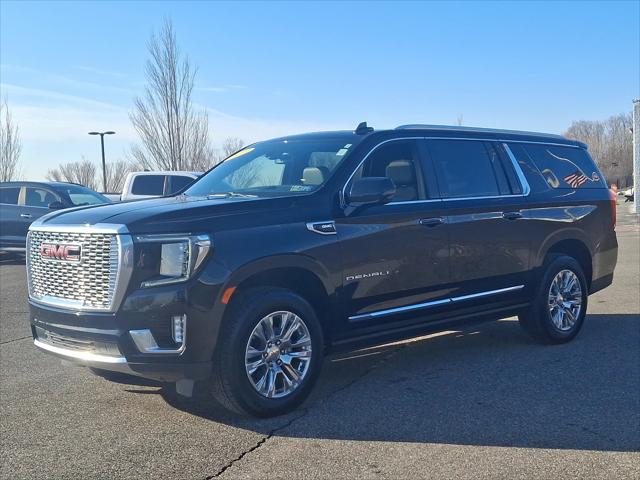 2022 GMC Yukon XL 4WD Denali