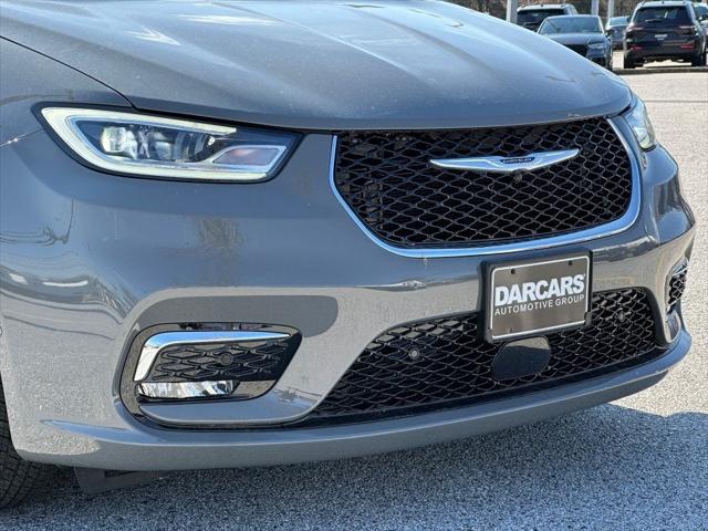 2025 Chrysler Pacifica Hybrid PACIFICA PLUG-IN HYBRID SELECT