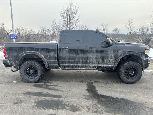 2020 RAM 3500 Laramie Crew Cab 4x4 64 Box