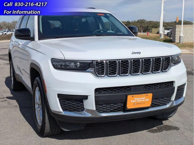 2023 Jeep Grand Cherokee L Laredo 4x2