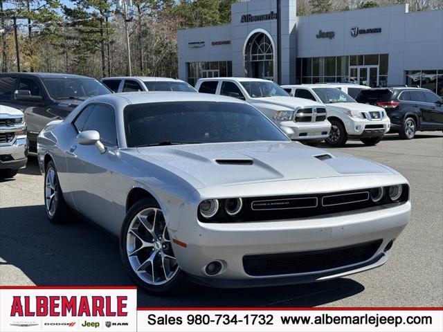 2020 Dodge Challenger SXT
