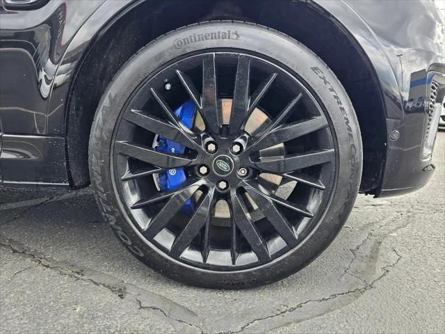 2016 Land Rover Range Rover Sport 5.0L V8 Supercharged SVR