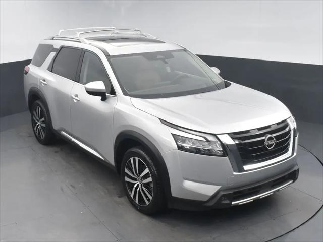 2023 Nissan Pathfinder Platinum FWD