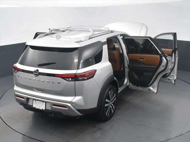 2023 Nissan Pathfinder Platinum FWD