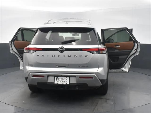2023 Nissan Pathfinder Platinum FWD