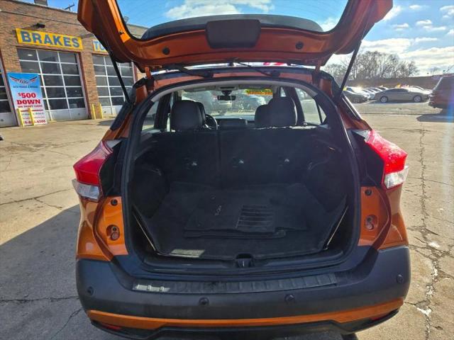 2020 Nissan Kicks SR Xtronic CVT