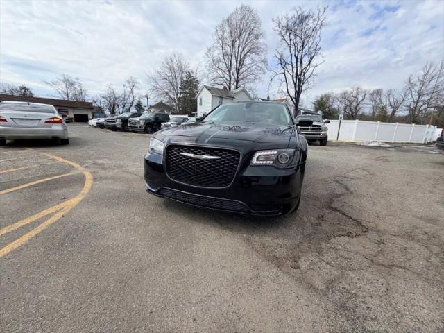 2019 Chrysler 300 Touring