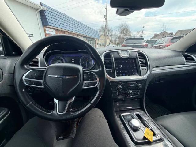 2019 Chrysler 300 Touring