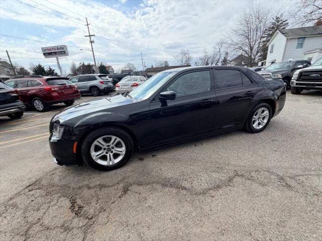 2019 Chrysler 300 Touring