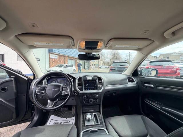 2019 Chrysler 300 Touring