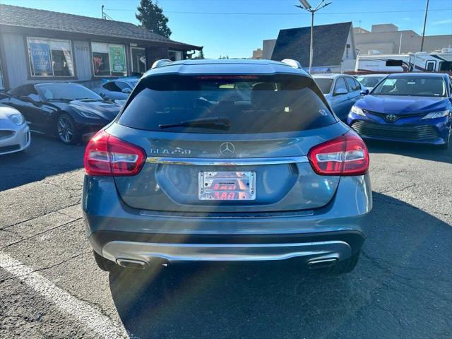 2015 Mercedes-Benz GLA-CLASS GLA 250 GLA 250 Sport Utility 4D