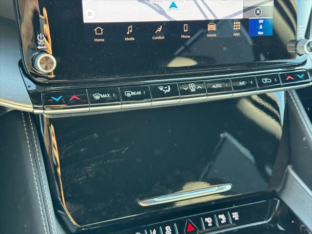 2025 Jeep Wagoneer 4x2