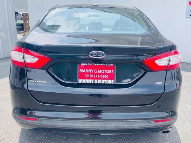 2016 Ford Fusion SE