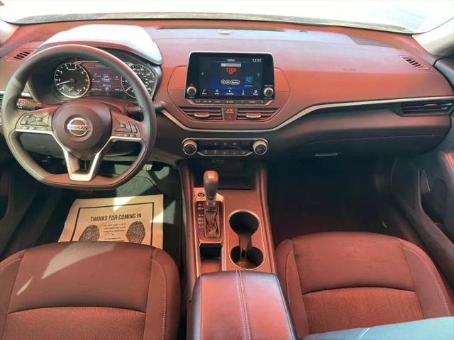 2022 Nissan Altima SV FWD