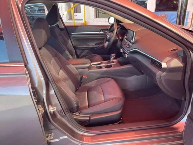 2022 Nissan Altima SV FWD