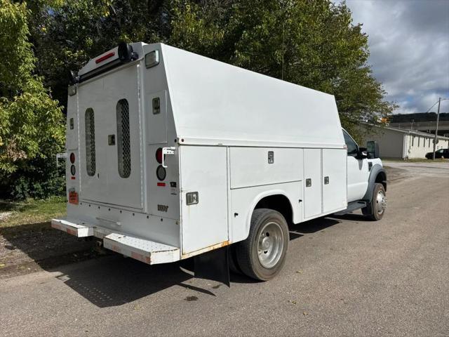 2008 Ford F-550 141 W.B.2D