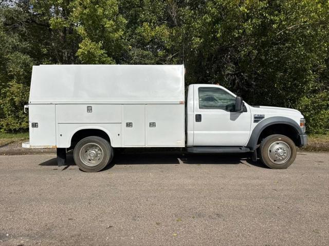 2008 Ford F-550 141 W.B.2D
