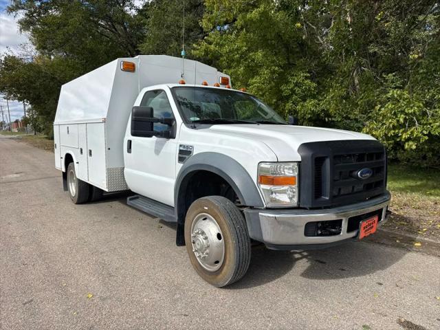 2008 Ford F-550 141 W.B.2D