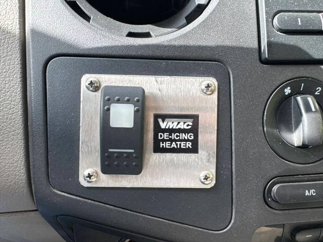 2008 Ford F-550 141 W.B.2D