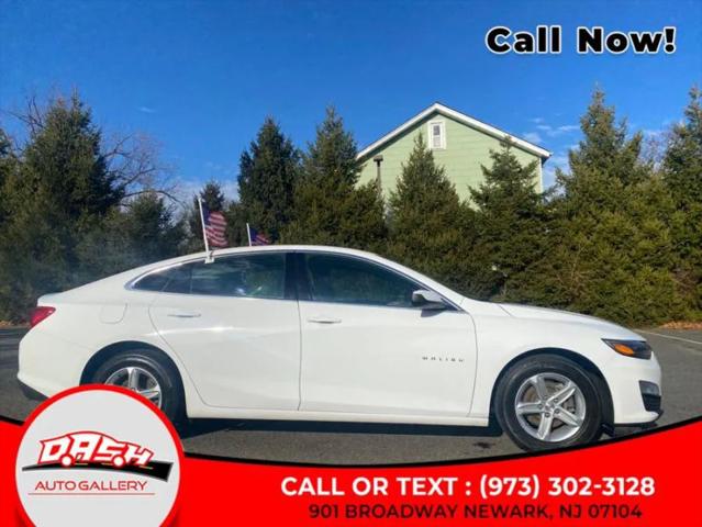2021 Chevrolet Malibu FWD 1FL