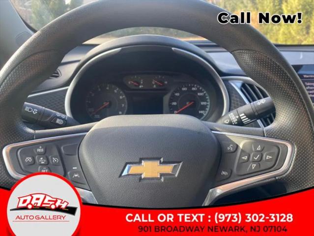 2021 Chevrolet Malibu FWD 1FL