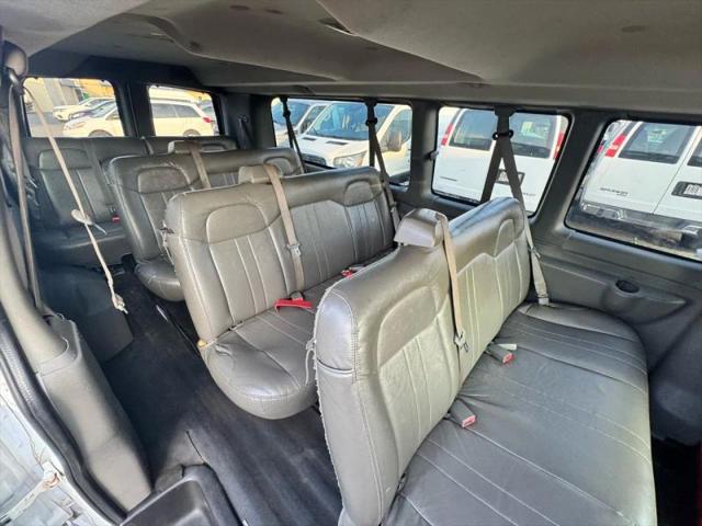 2015 GMC Savana 3500 LS