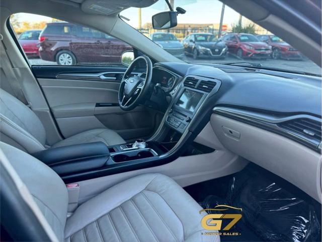 2017 Ford Fusion SE