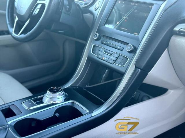2017 Ford Fusion SE