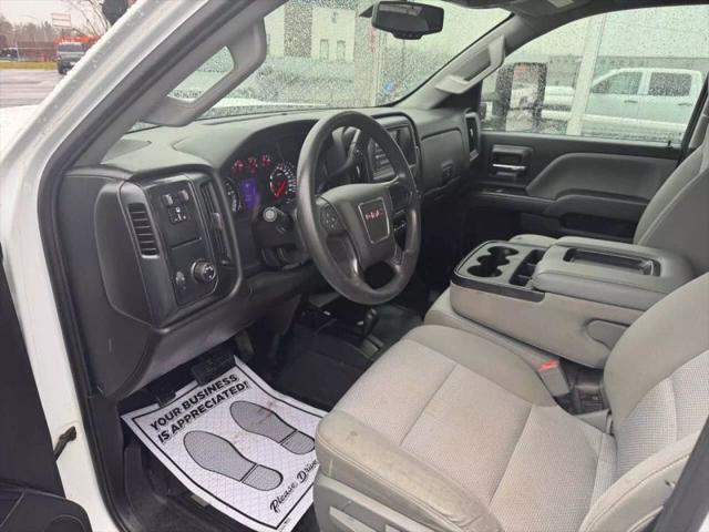 2017 GMC Sierra 2500HD Pickup 4D 8 ft