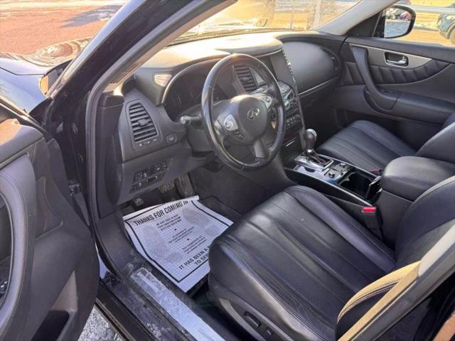 2016 INFINITI QX70 3.7 Sport Utility 4D