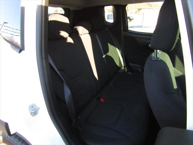 2020 Jeep Renegade Latitude FWD