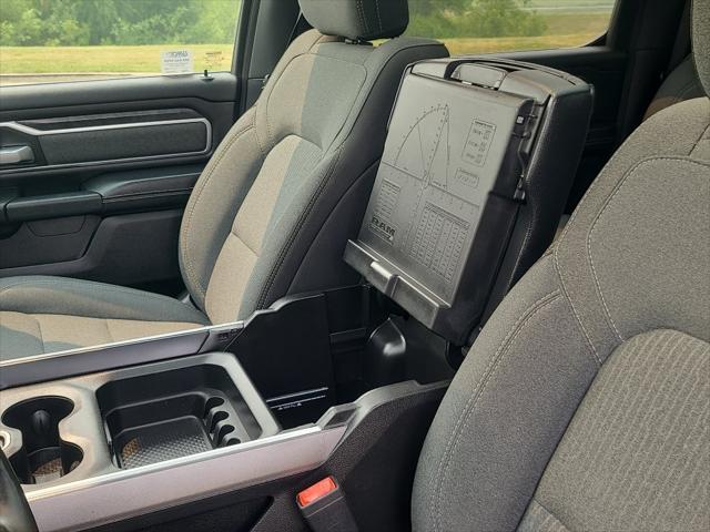 2021 Ram 1500 Big Horn Crew Cab 4x4 5'7" Box