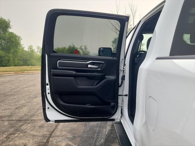 2021 Ram 1500 Big Horn Crew Cab 4x4 5'7" Box