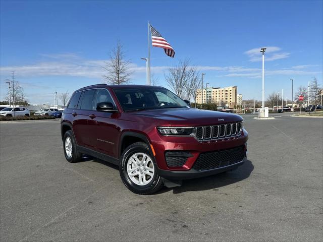 2023 Jeep Grand Cherokee Laredo 4x4