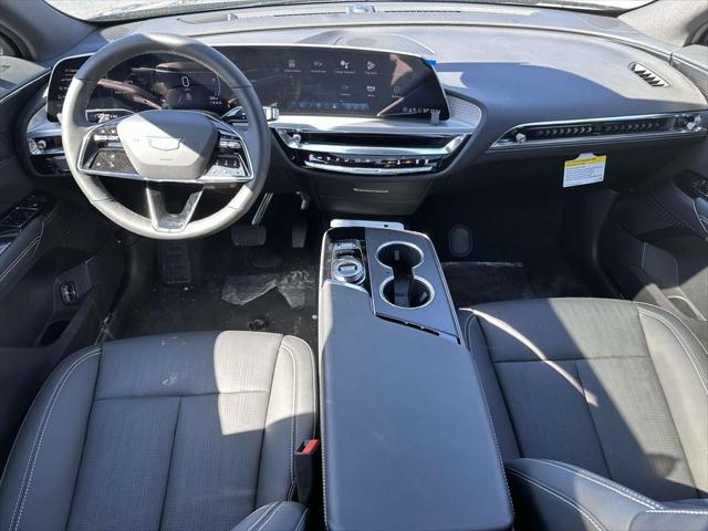 2025 Cadillac iQ Luxury 1 RWD