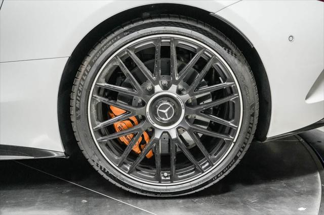 2025 Mercedes-Benz SL AMG SL 63 S E Performance