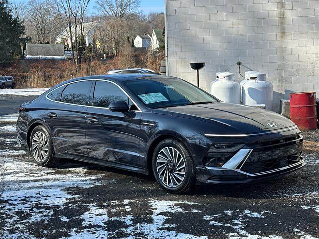 2024 Hyundai Sonata Hybrid