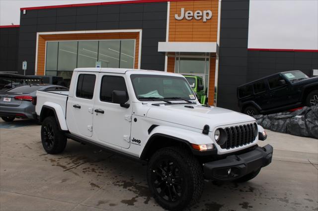 2025 Jeep Gladiator GLADIATOR NIGHTHAWK 4X4