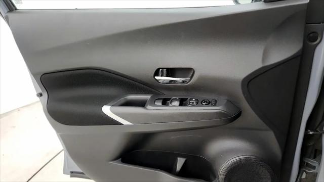 2022 Nissan Kicks SV Xtronic CVT
