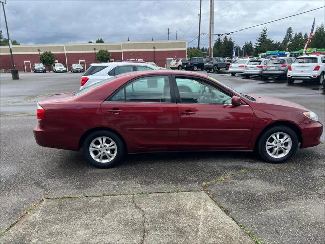 2005 Toyota Camry LE V6