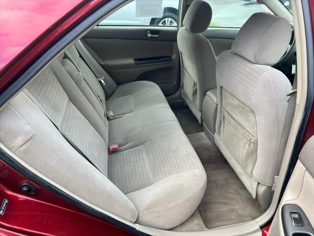 2005 Toyota Camry LE V6