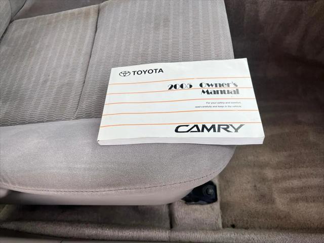 2005 Toyota Camry LE V6