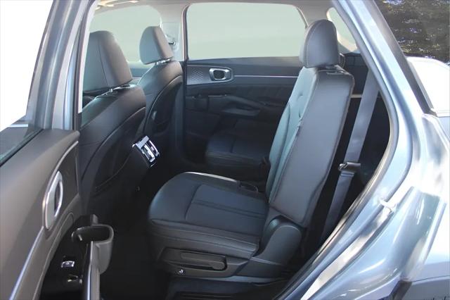 2025 Kia Sorento SX