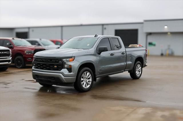 2024 Chevrolet Silverado 1500 4WD Double Cab Standard Bed Custom