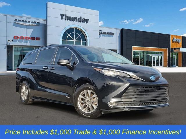 2021 Toyota Sienna XLE