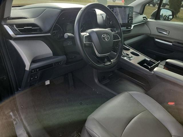 2021 Toyota Sienna XLE